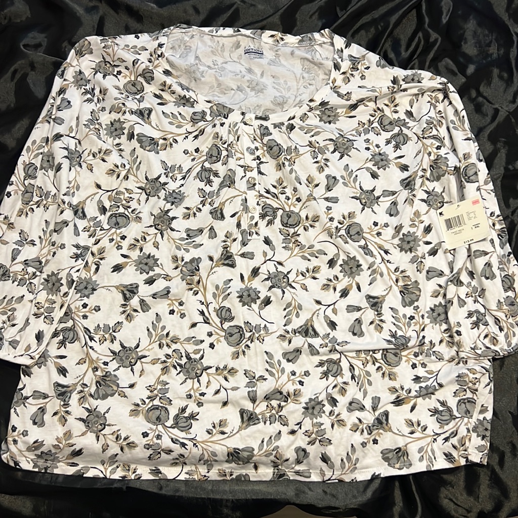 Basic Additions Top Nwt